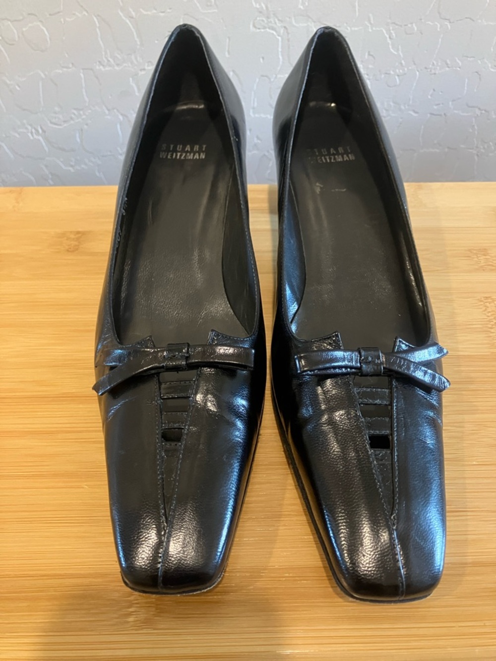 Stuart Weitzman Black Leather Square-Toe Low Heels with Bow Accent